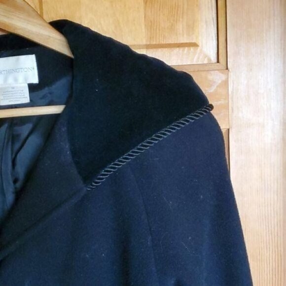 Worthington Black Wool Heavy Velvet Hooded Lined Button Sz. 10 Coat w Pockets - Picture 3 of 8